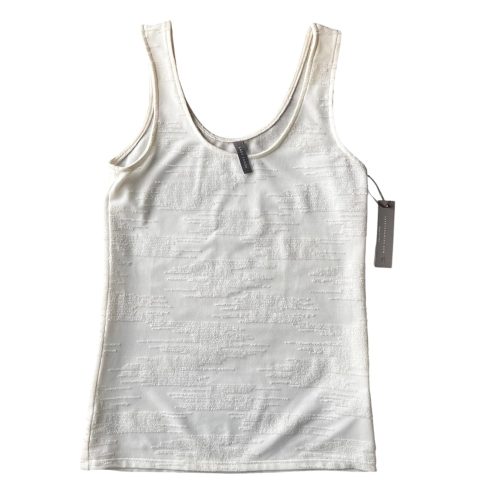 Last Tango USA White Textured Women's Tank Top Size Medium New‎